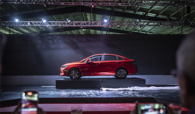 On June 11, 2024, BAIC held a brand sedan product launch event in Mexico, where they released two products: the U5plus, a fuel-powered sedan, and the EU5, an all-electric sedan.